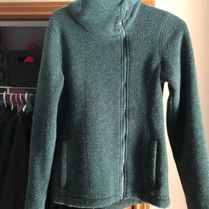 Fuzzy side zip bench jacket